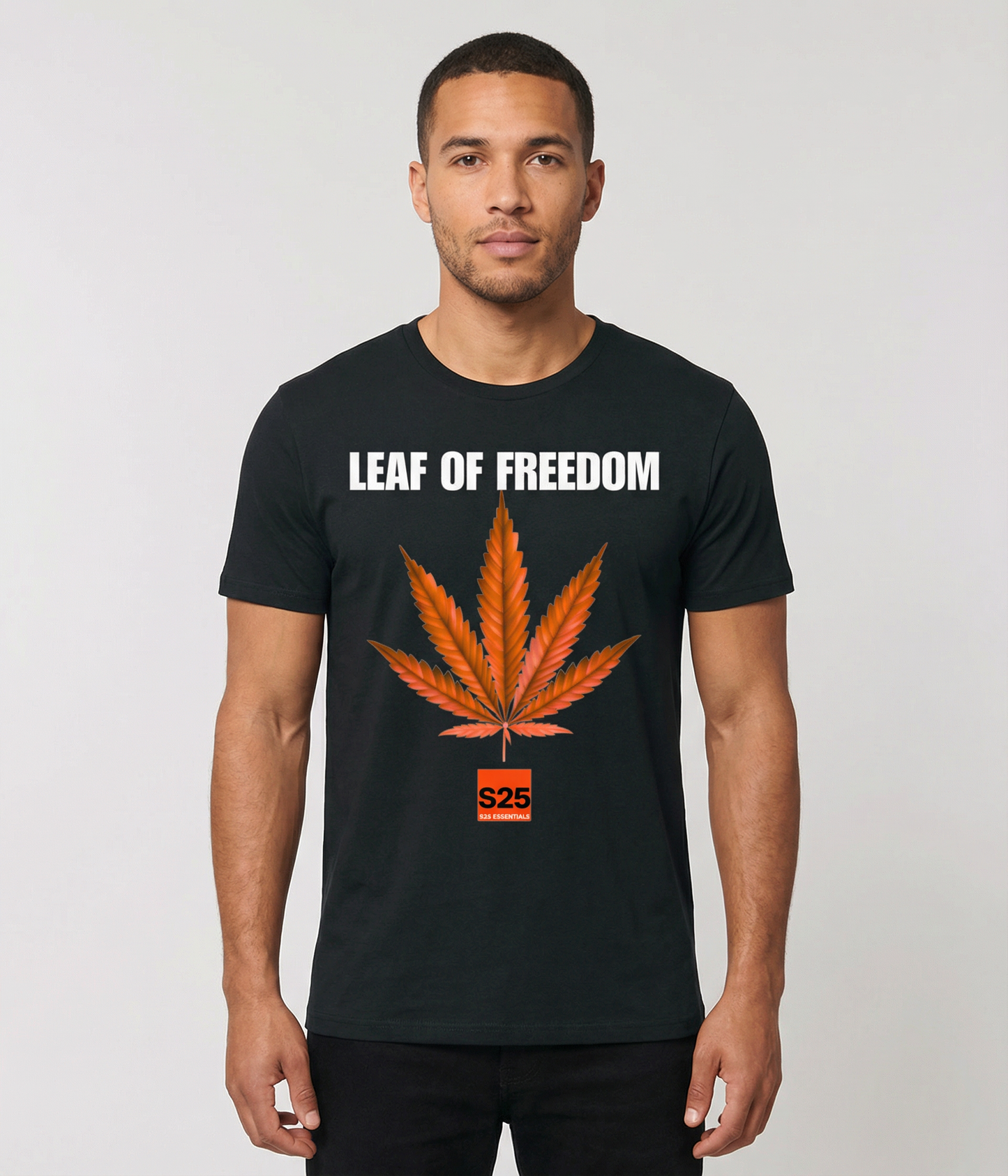 S25 Essentials leaf of freedom tee